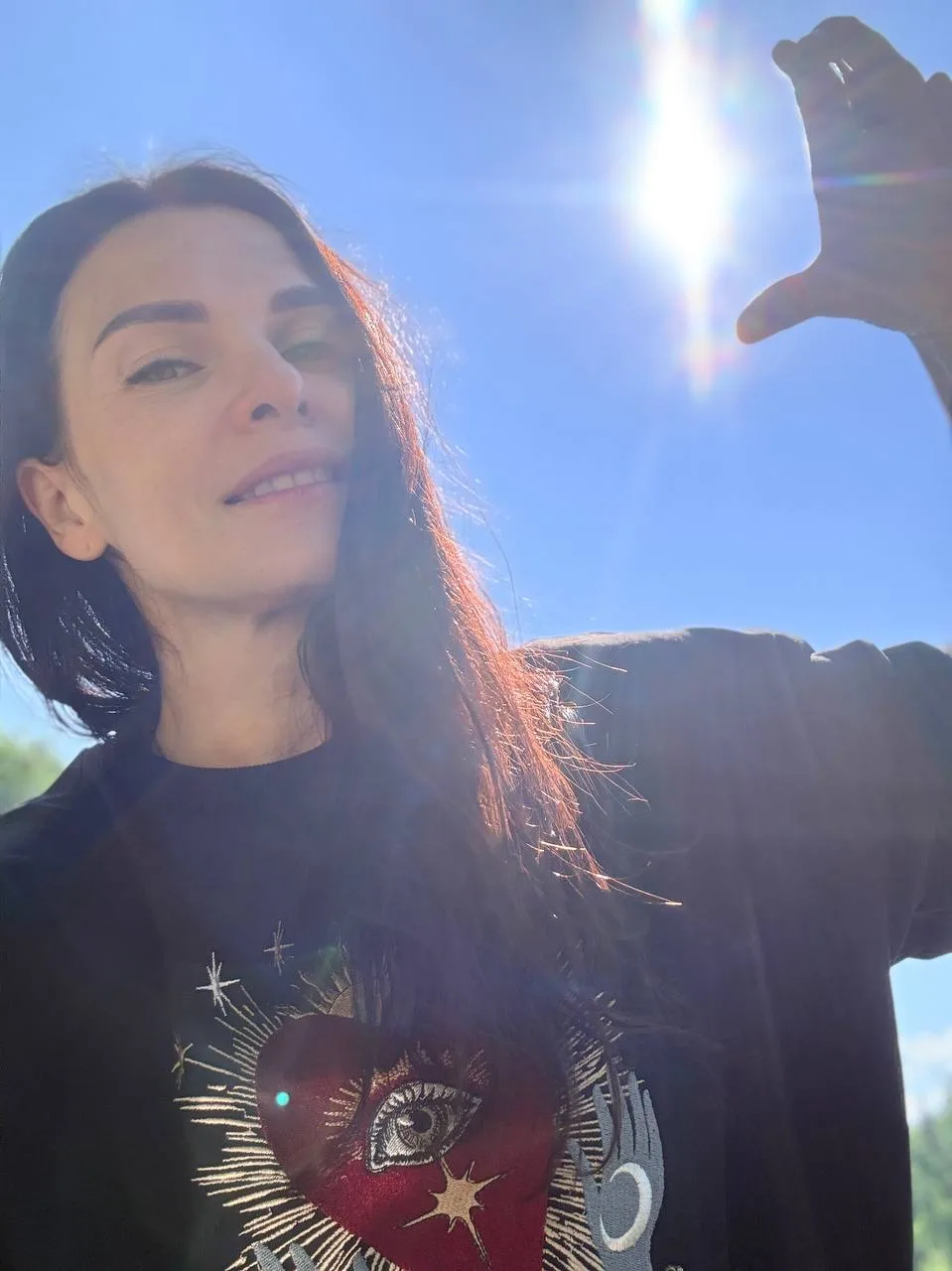 С праздником Летнего Солнцестояния!!! 🌞

Загадывайте сегодня смело и ярко.
Закладывайте и сейте люб