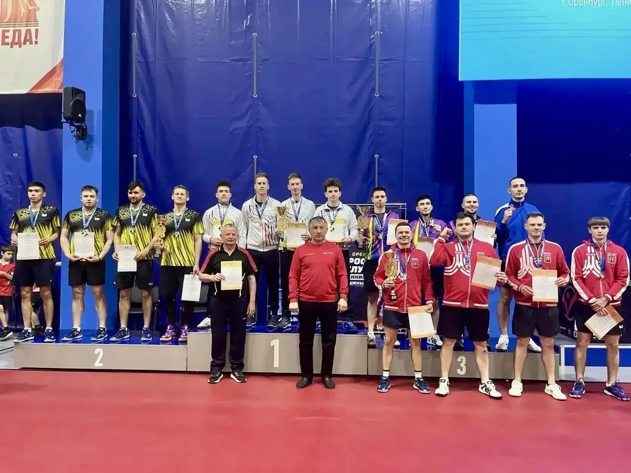 🏓 Спортсмен МКСШОР «Восток» Виталий Чулков завоевал одну серебряную и две бронзовые медали чемпионат