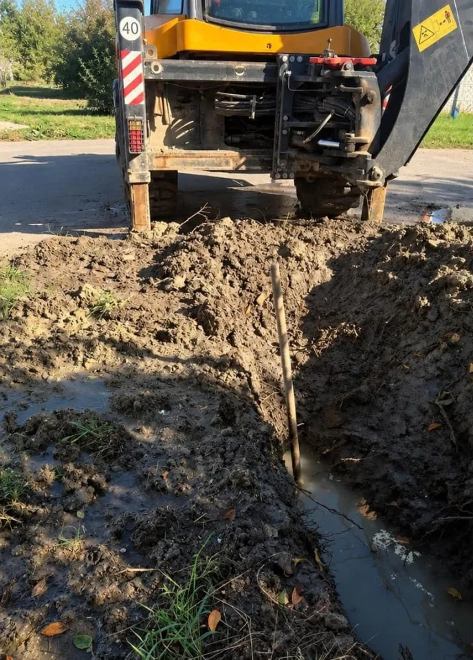 В Скадовске аварийная бригада устранила порыв на центральной магистрали водоснабжения