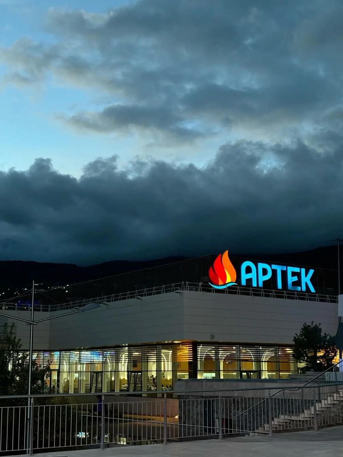🏕 15 юных туляков вернулись домой из «Артека» после приостановки работы лагеря до 1 се...