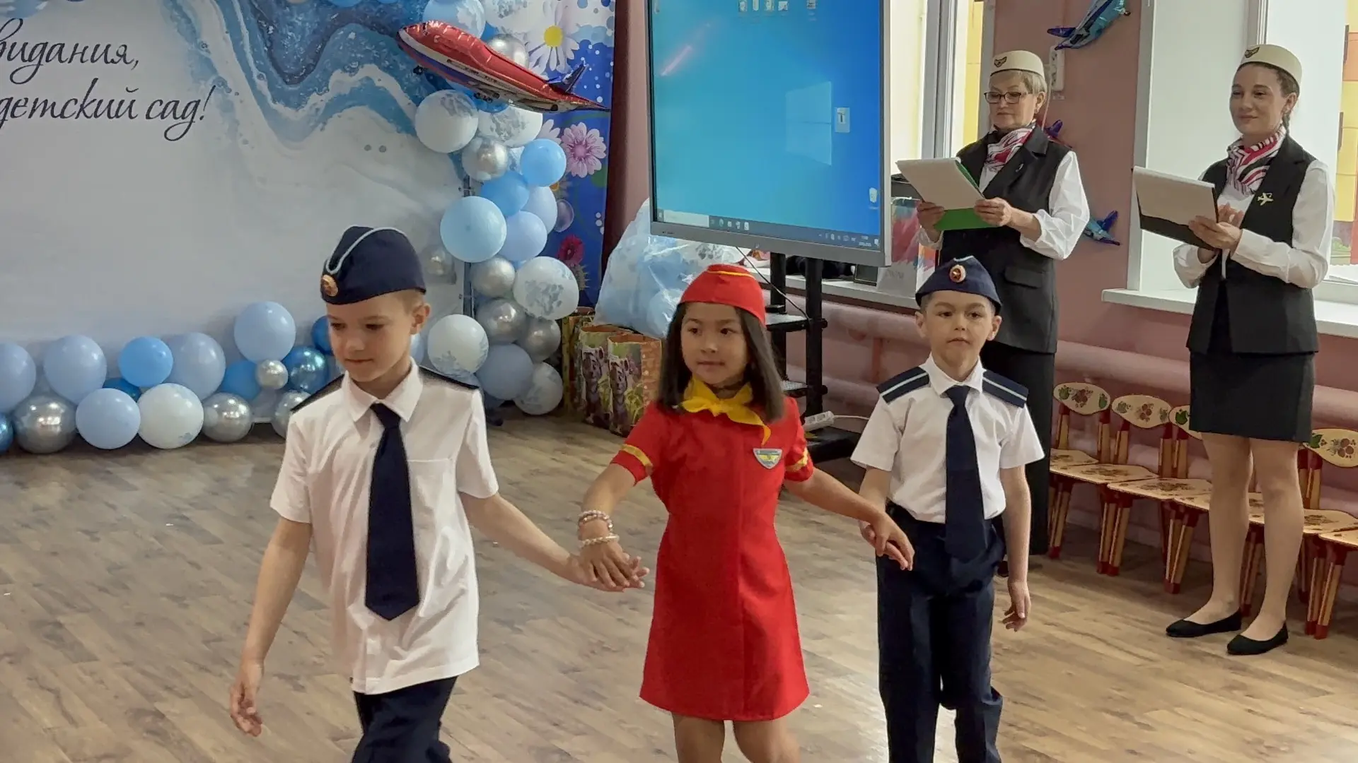 «Рейс 20:26»: в добрый путь, наши выпускники!
