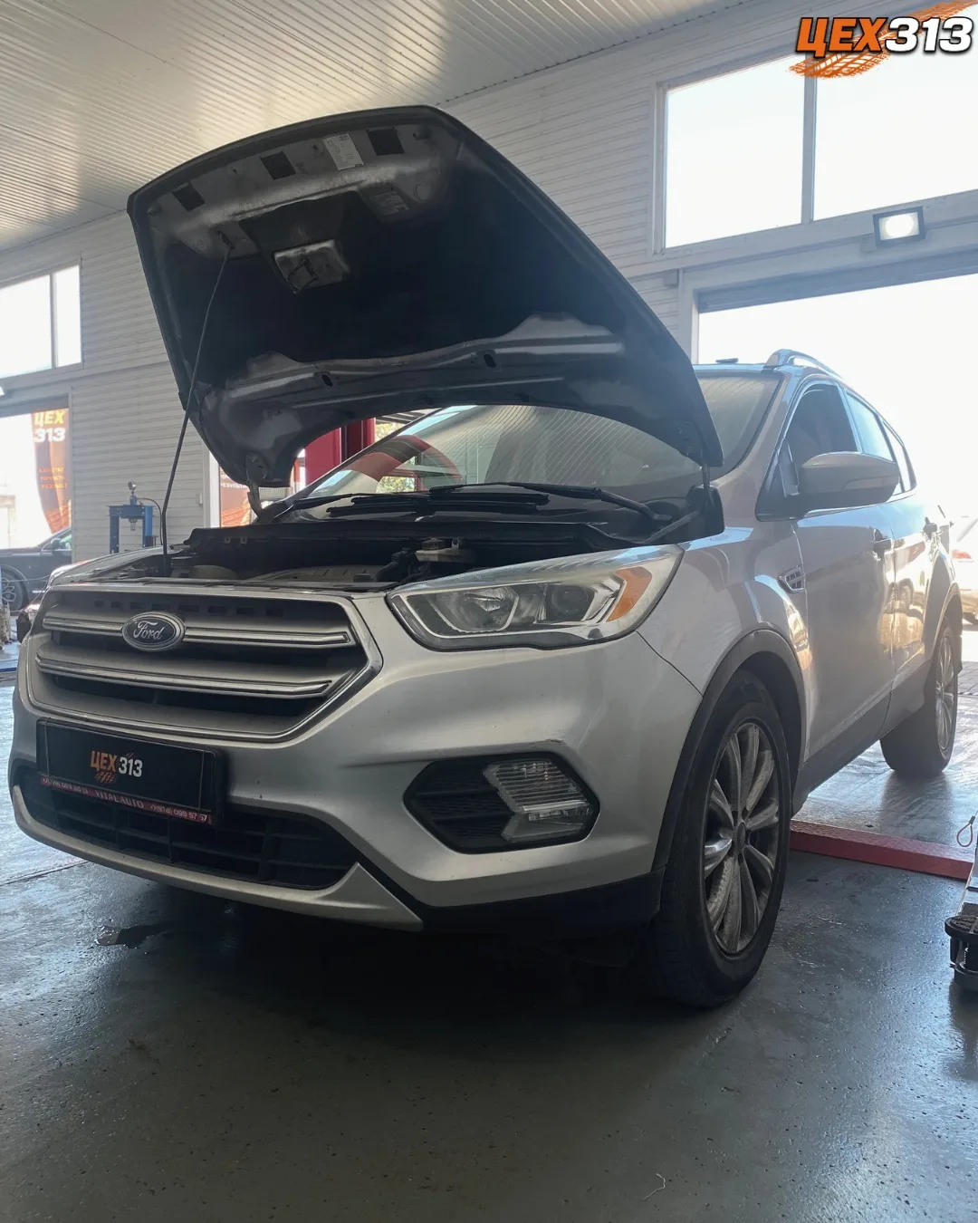 FORD ESCAPE – ТОРМОЗНАЯ СИСТЕМА + ПРИВОДЫ