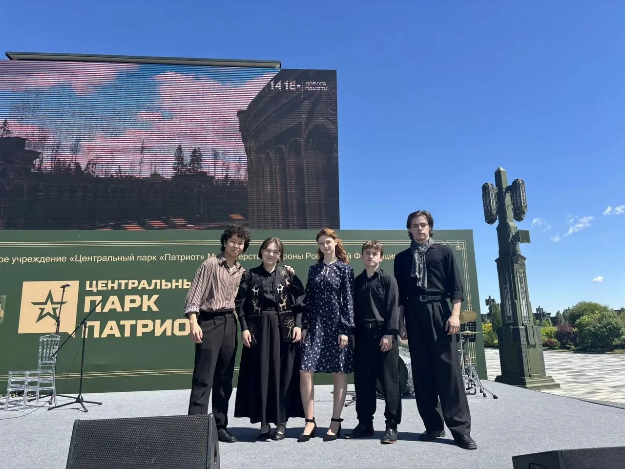Студенты ГИТИСа — участники «Марафона памяти» ко Дню памяти и скорби 

Студенты факультета новых нап