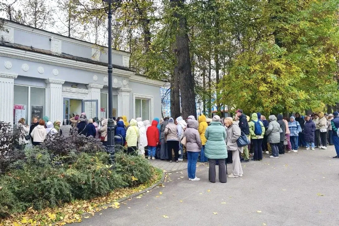 В Перми пенсионеры за день выкупили около тысячи льготных билетов в оперный театр