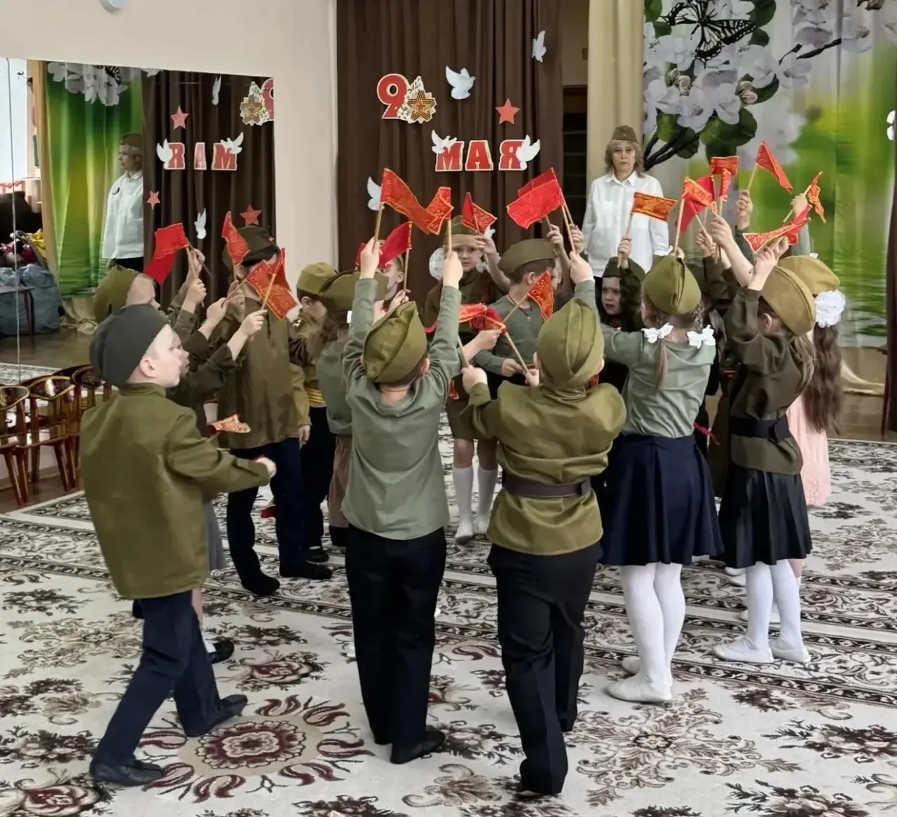 ДОШКОЛЬНИКИ О ПОБЕДЕ   🔥В преддверии Дня Победы в дошкольных отделениях нашей большой школы царила а