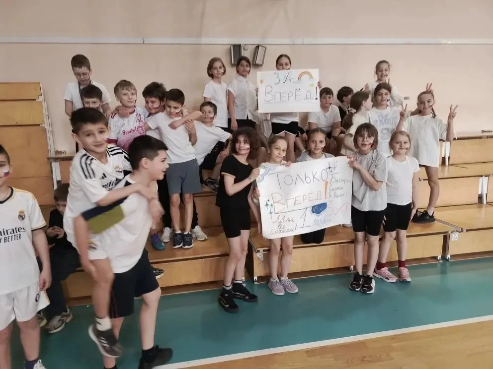 Весёлые старты 🏃‍♂️ 🏃‍♀️   В среду третьеклассникам представилась возможность показать свою силу, ло