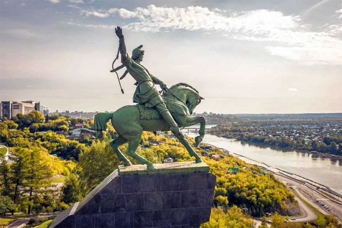 Бөгөн башҡорт халҡының милли батыры, азатлыҡ өсөн көрәш символы булған Салауат Юлаевтың тыуған көнө!