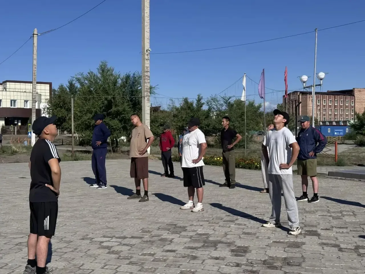 Бодрое утро начинается с зарядки: сотрудники ИК-4 инициировали проведение утренней заря...