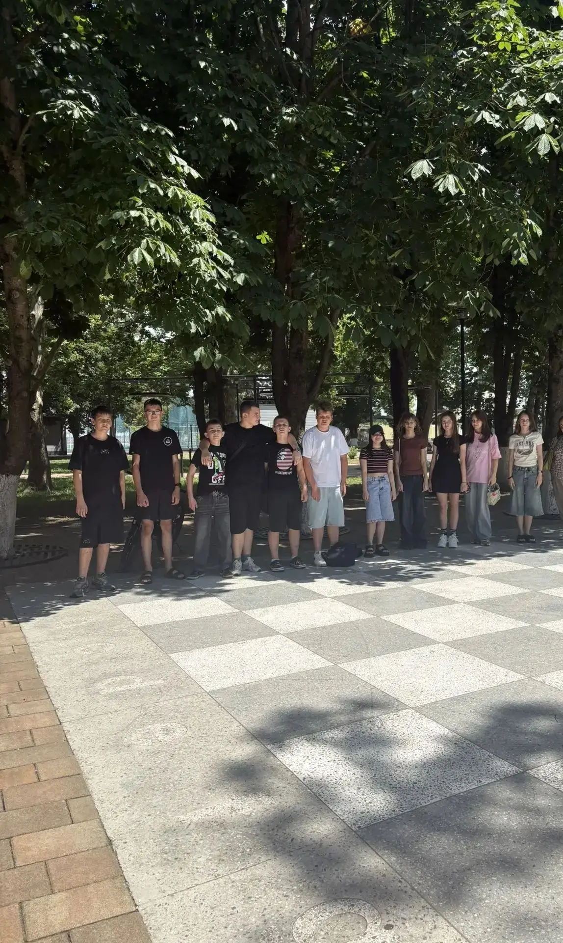 20 июля прошел 1 день летнего трудового десанта в 7 ,, А" классе. Ребята  с утра хорошо поработали н