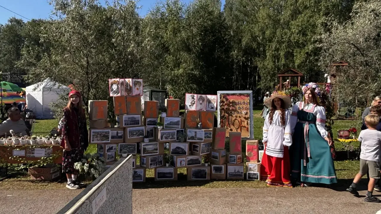 Хлебное раздолье: школа №3 на праздновании 115-летия Татарска! 🌾✨