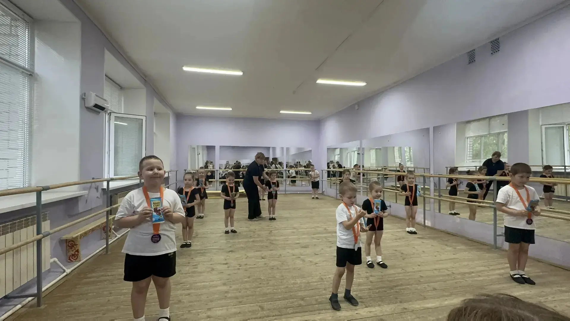В ансамбле танца «Счастье» в группах «Ритмика» и «Игроритмика» прошли заключительные от...