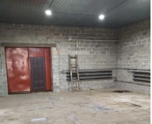 Аренда производственных площадей в Медведево. Чехова 10.
Площадь 400 кв.м. Стоимость 100 000 рублей 