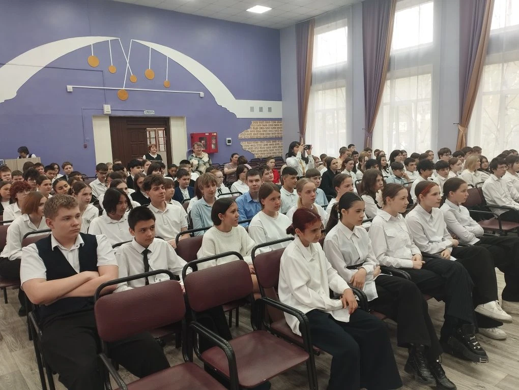 Итоговые линейки 2026  22 мая 2026 года в актовом зале МОАУ ГИМНАЗИЯ №2 прошли торжественные линейки