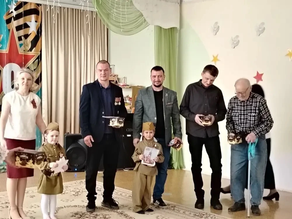 К предыдущему посту поступили еще фотографии