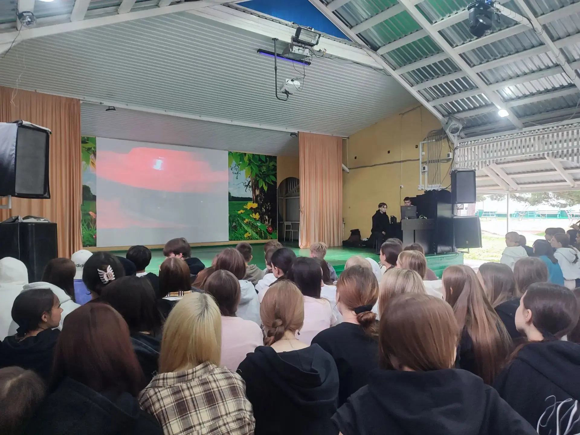 🚀 Космическая профориентация: КанТЭТ в гостях у «Орбиты возможностей»!