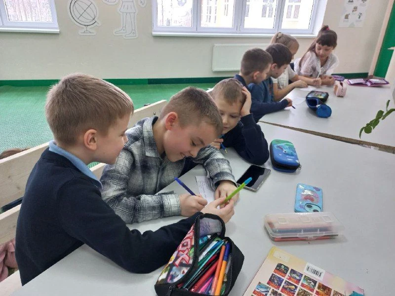 Акция «Подари книгу» Во 2-х классах школы прошла акция «Подари книгу». Цель мероприятия заключалась 