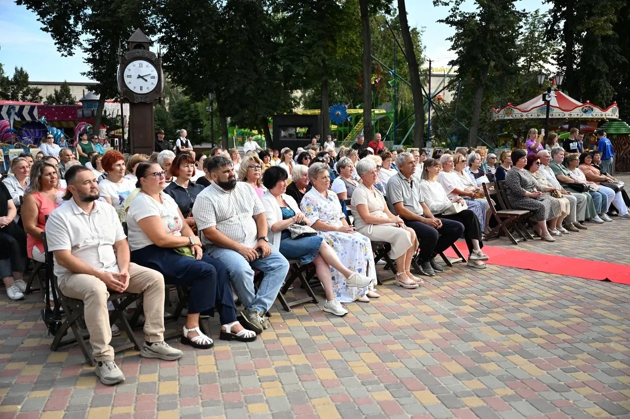 На площадке городского парка культуры подвели итоги ежегодного смотра-конкурса «Тамбов ...