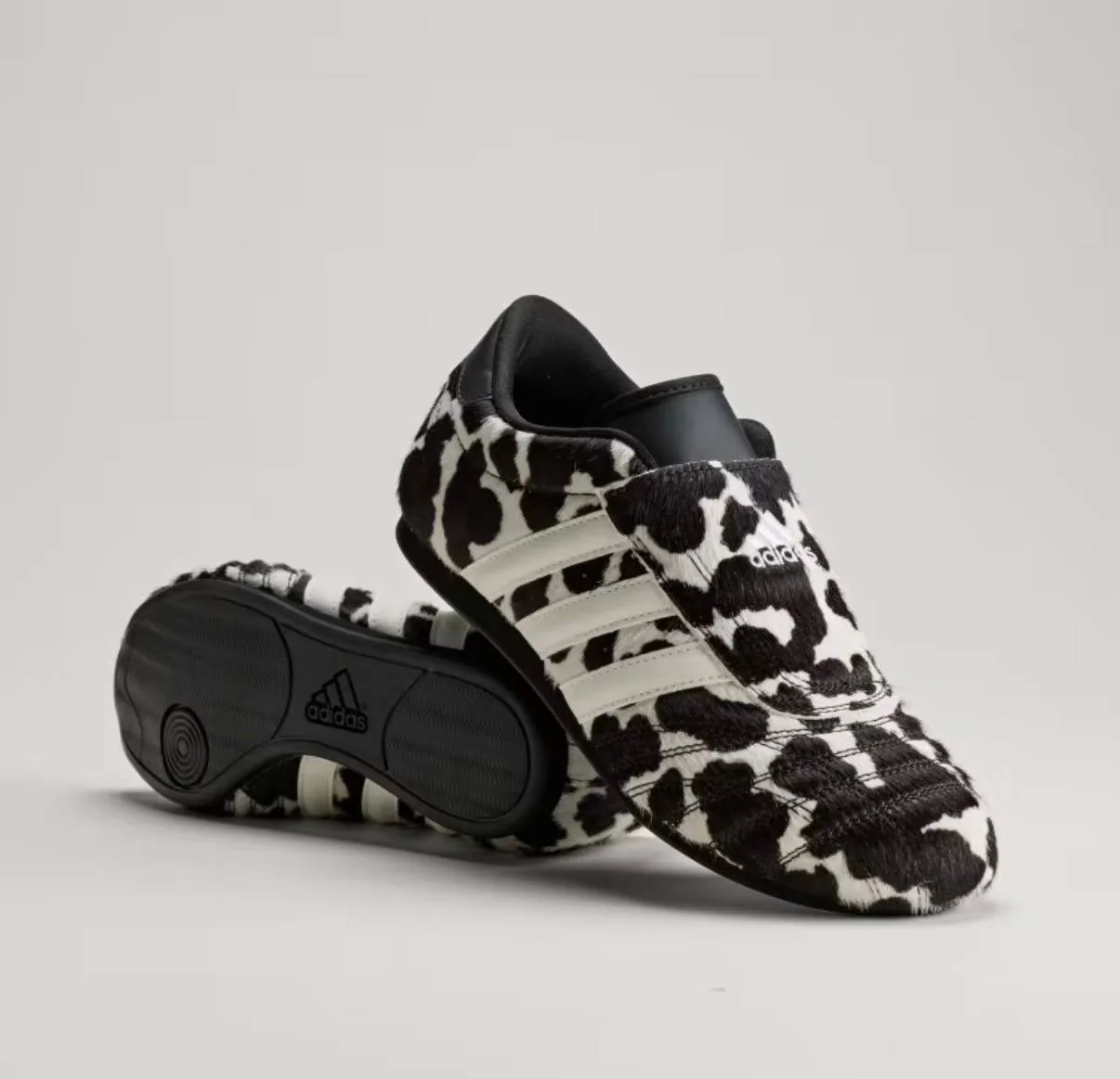 Новая расцветка adidas ADIDAS TAEKWONDO SHOES 🐄🤍