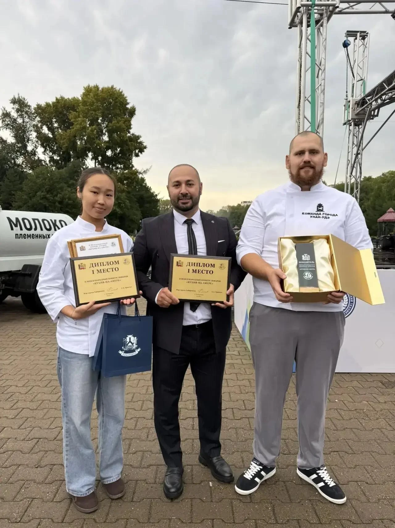 🏆 Повар-ветеран СВО и 18-летняя студентка из Улан-Удэ стали лучшими в Хабаровске