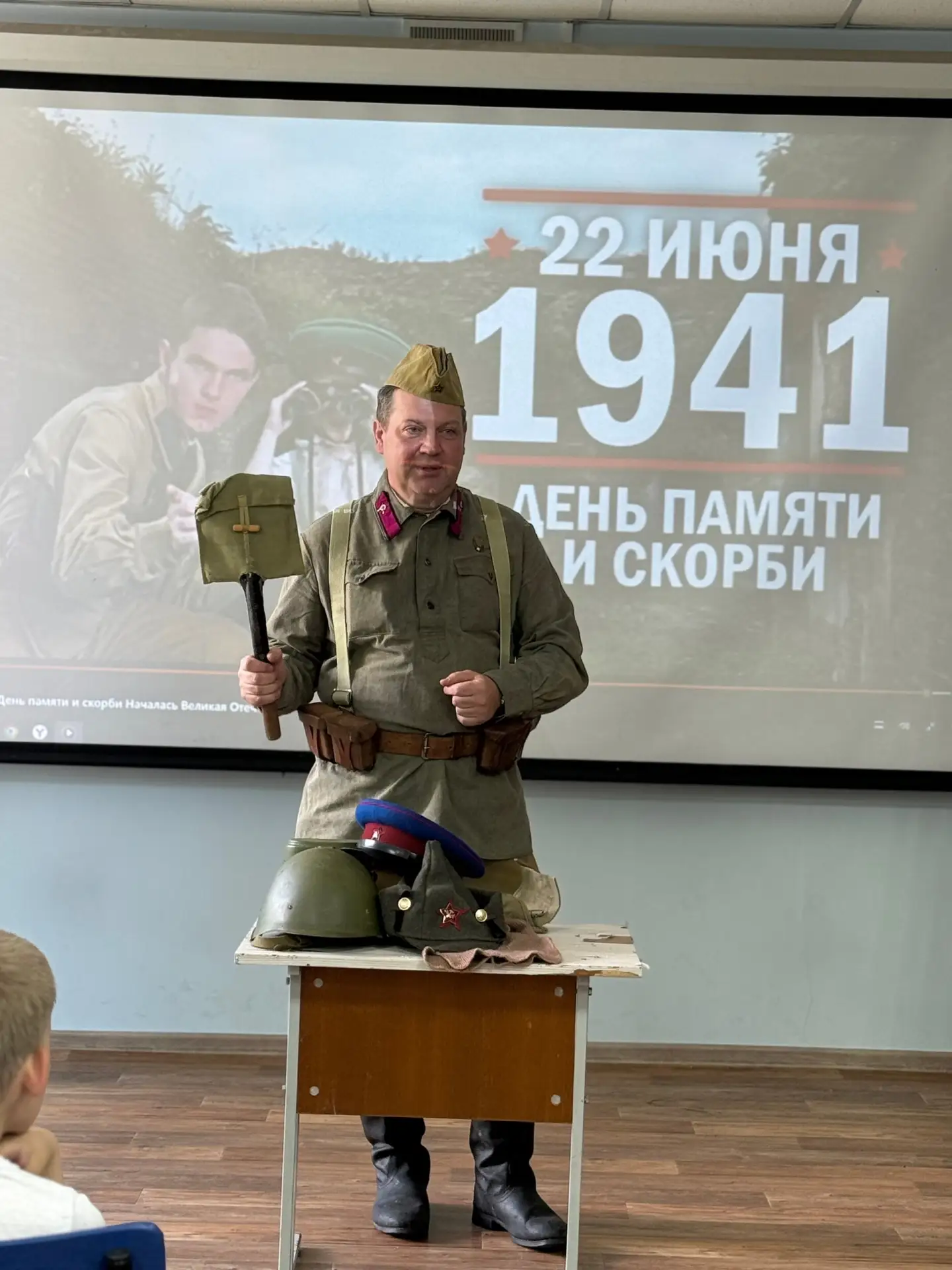 22 июня — День памяти и скорби: Росгвардия и сотрудники отдела охраны Кировского района провели памя