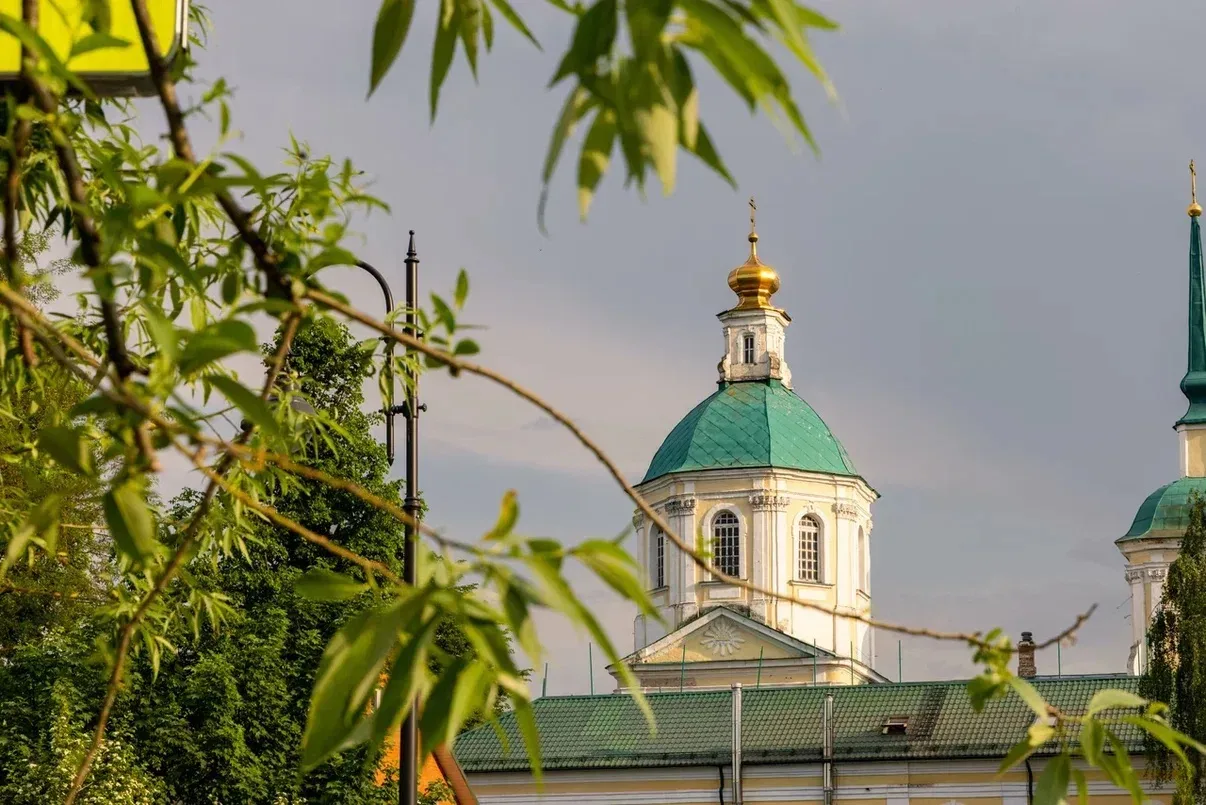 Глава Лобни проверила ход реставрации храма Спаса Нерукотворного Образа в Киово   Глава городского о