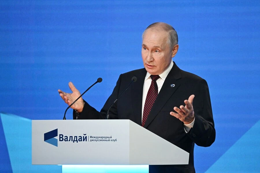 Путин призвал к совместным усилиям для поиска путей выживания