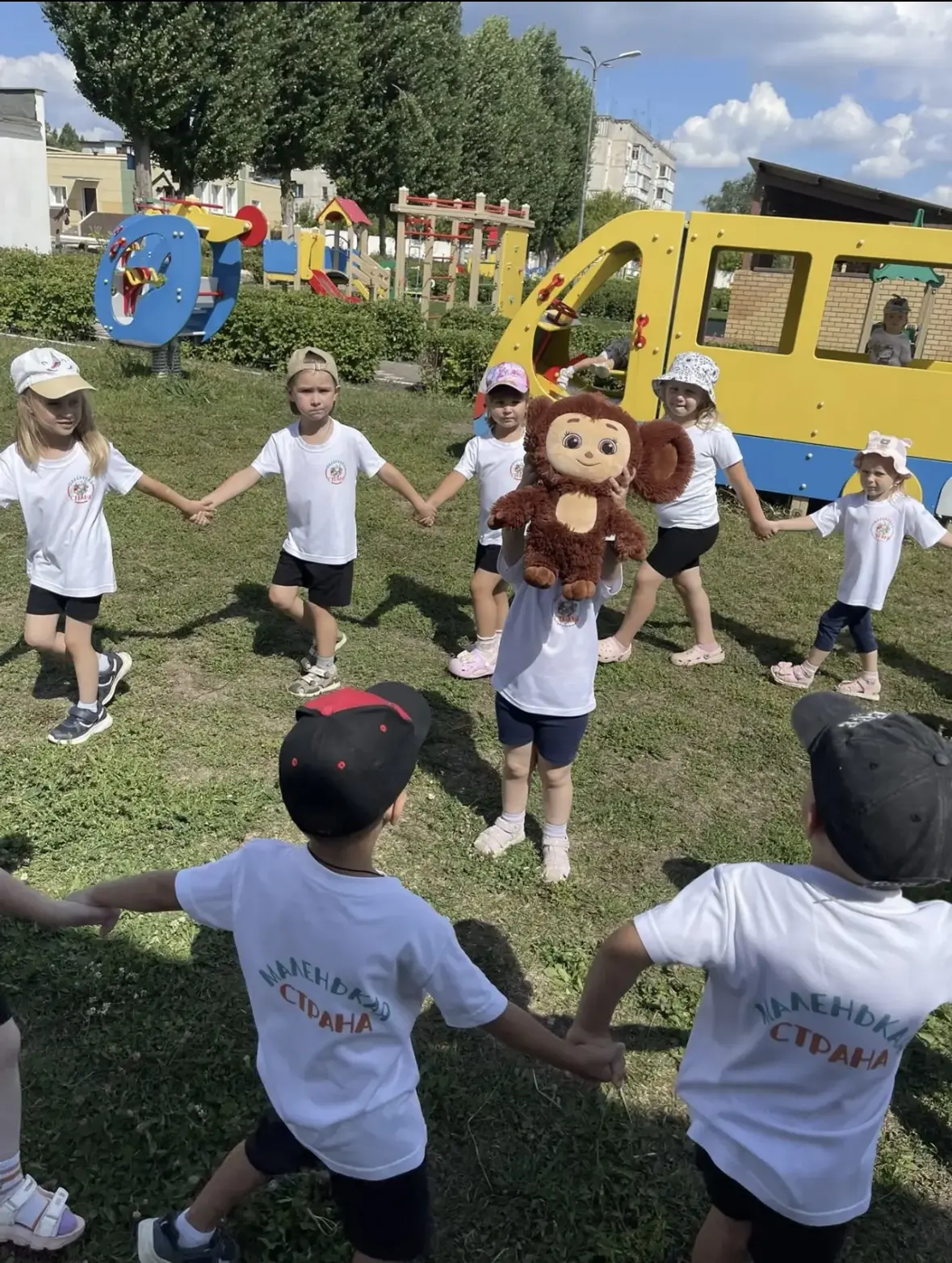 🎉 День рождения Чебурашки в «Маленькой стране»🎉