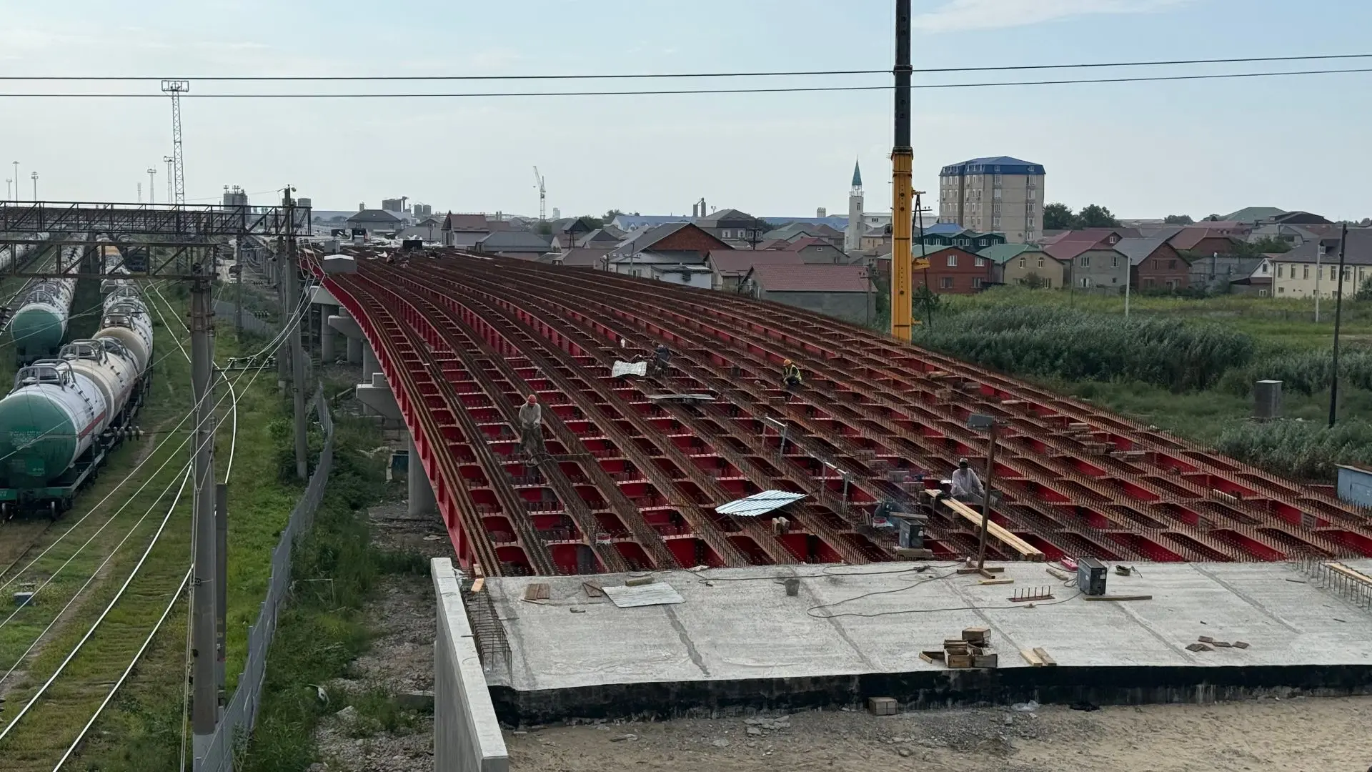 Более половины работ выполнено на дороге к Махачкалинскому порту
