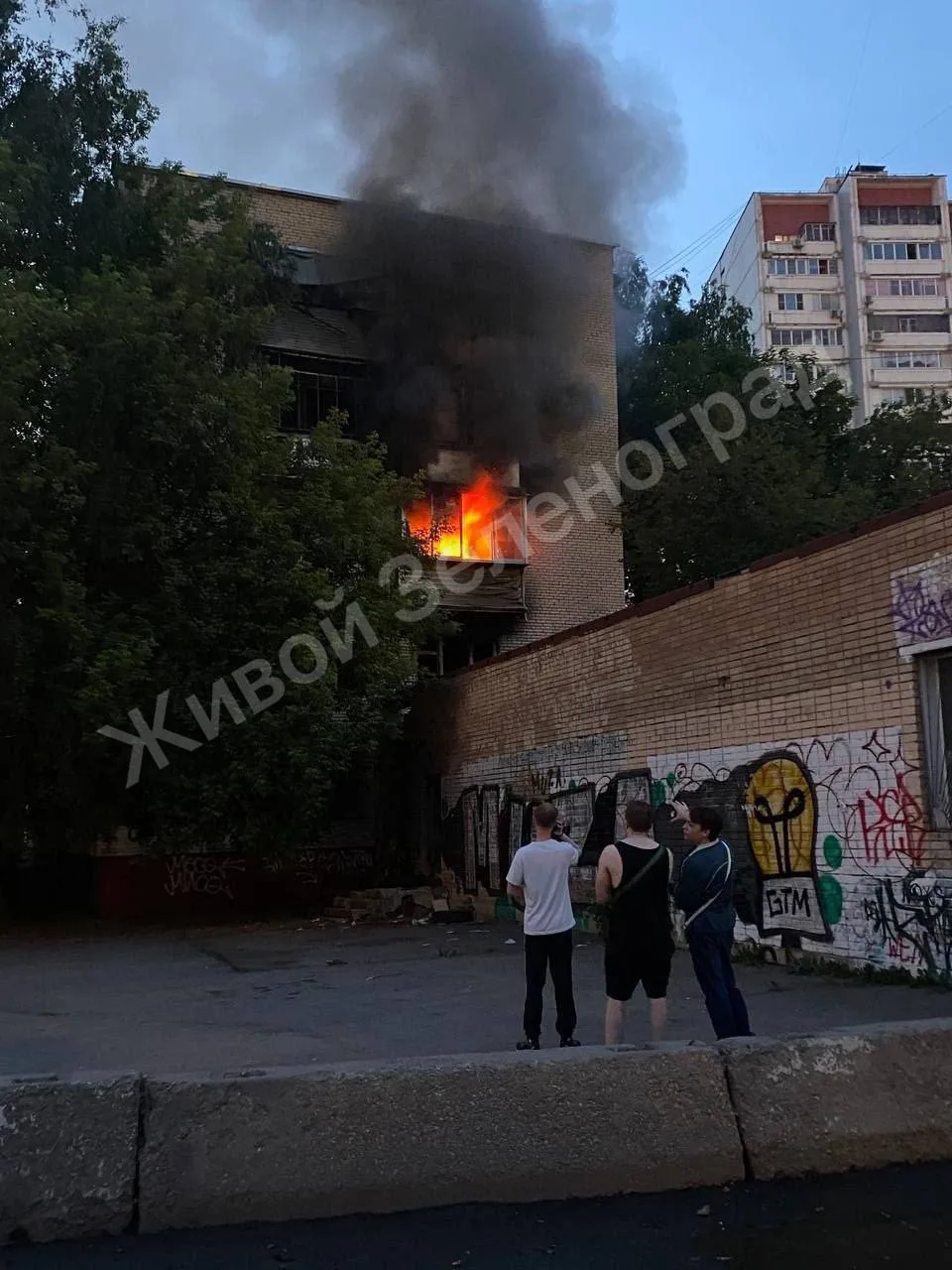 ❗️Очередной поджог в расселеном доме (улица 1 мая, дом 4) — прислали через бота