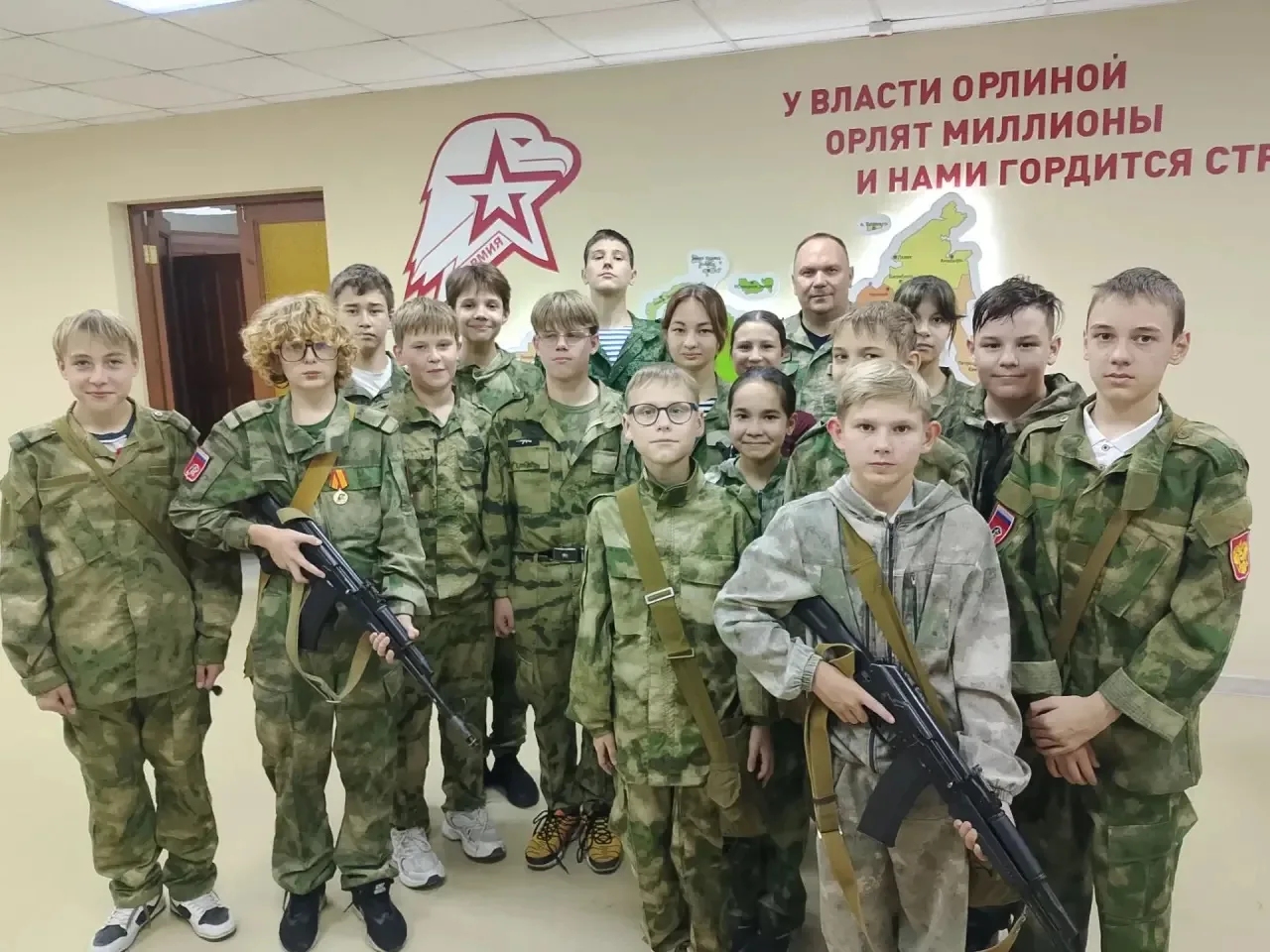 🇷🇺 Сегодня, 1 октября, — День Сухопутных войск России.