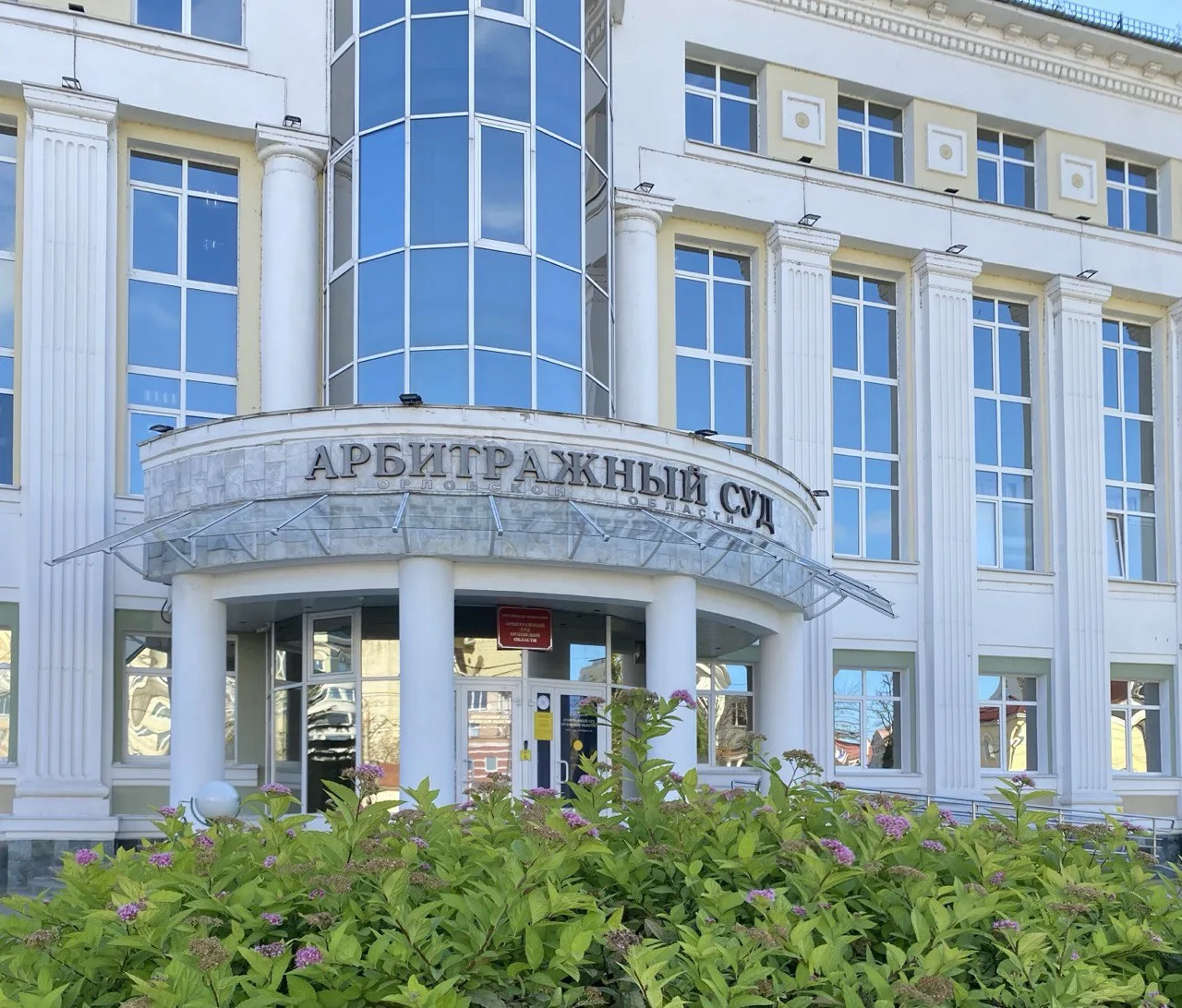 В Орле питерцев ужаснуло помещение-ровесник Октября