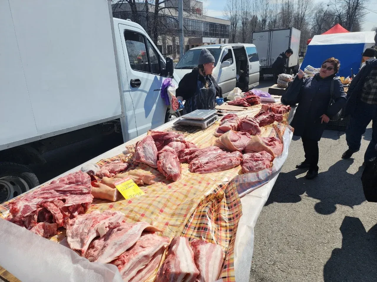 Приглашаем на ярмарку!  10 апреля на Центральной площади города (ул. Ленина, 30) с 10.00 часов начну