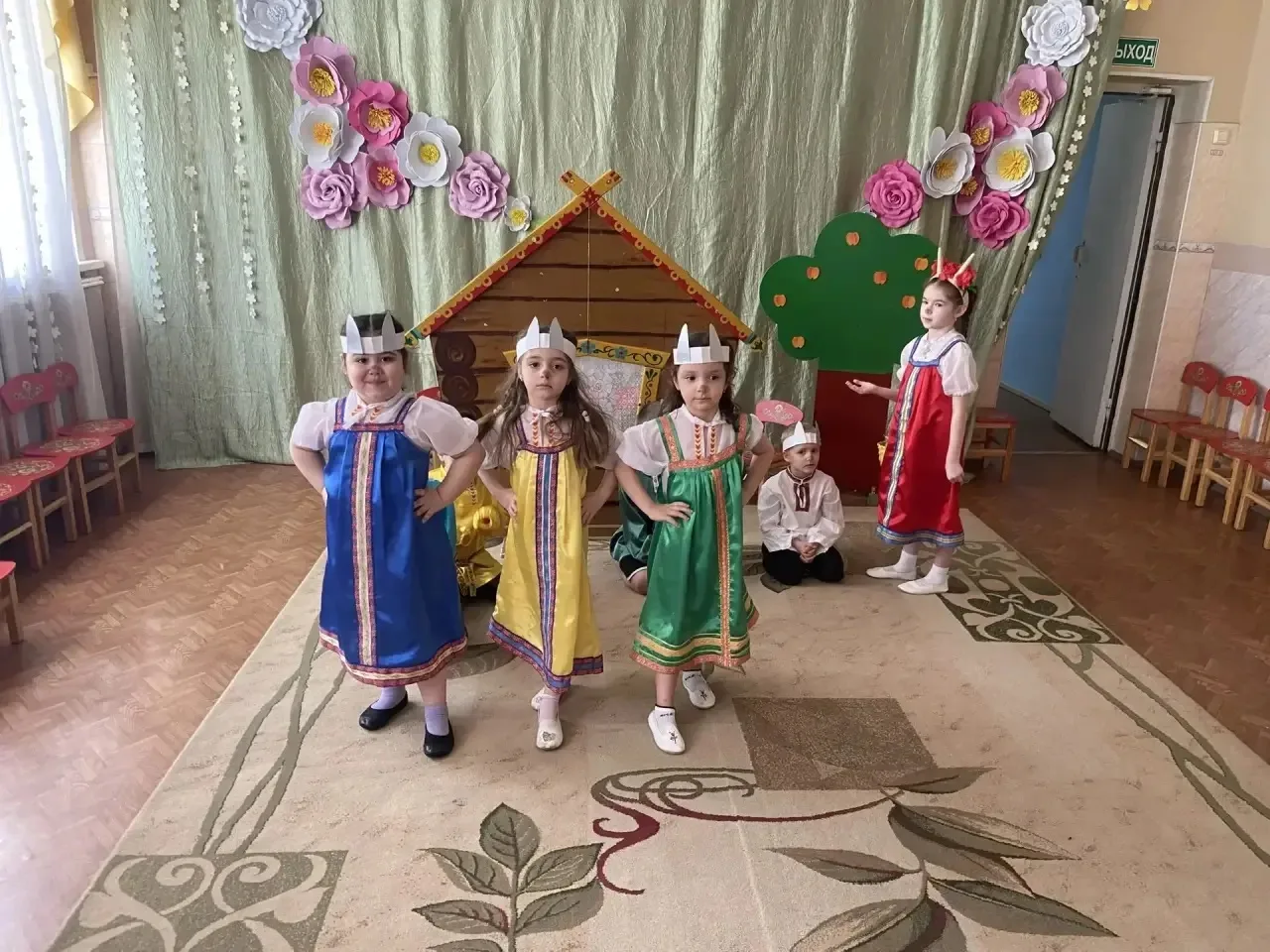 В рамках реализации регионального проекта "Предшкола: стандарт детского сада", в ДО 19 на тематическ