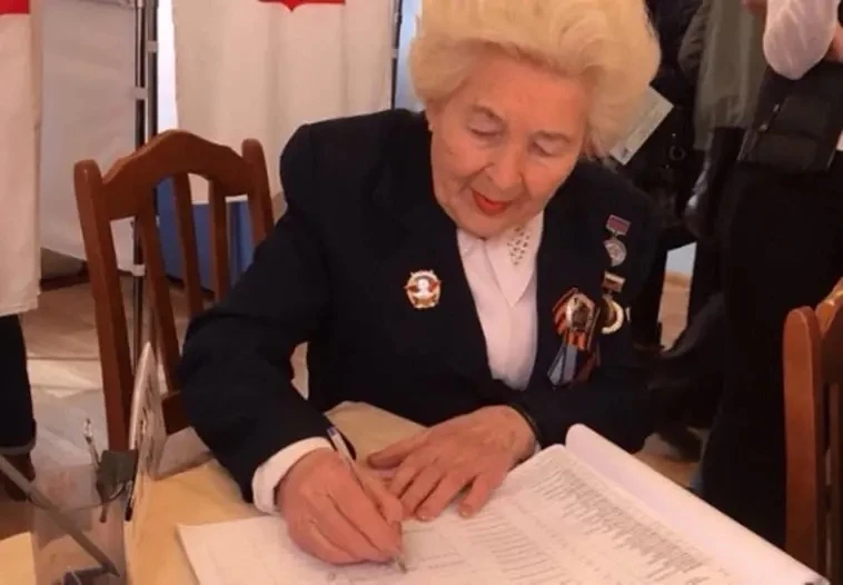 🎉 Сегодня свой 99 день рождения отмечает заслуженный учитель России Вера Андреевна Шиб...