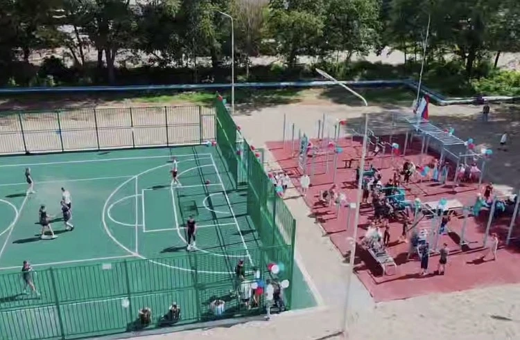🎉 В Дальнереченске появилась спортивная площадка нового поколения