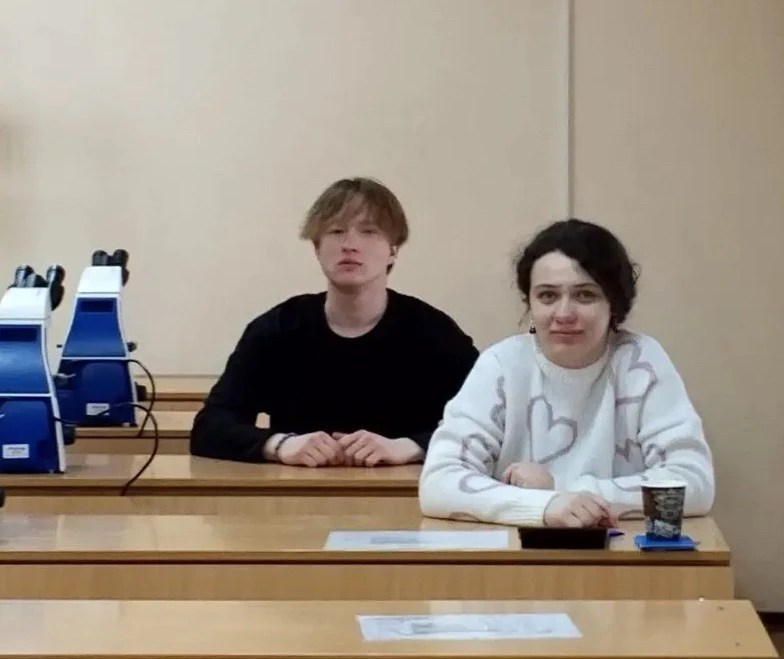 ВЕСЕННИЕ КАНИКУЛЫ 10 «А»: достижения, вдохновение и новые вершины 🌱🏅  Весенние каникулы для наших ст