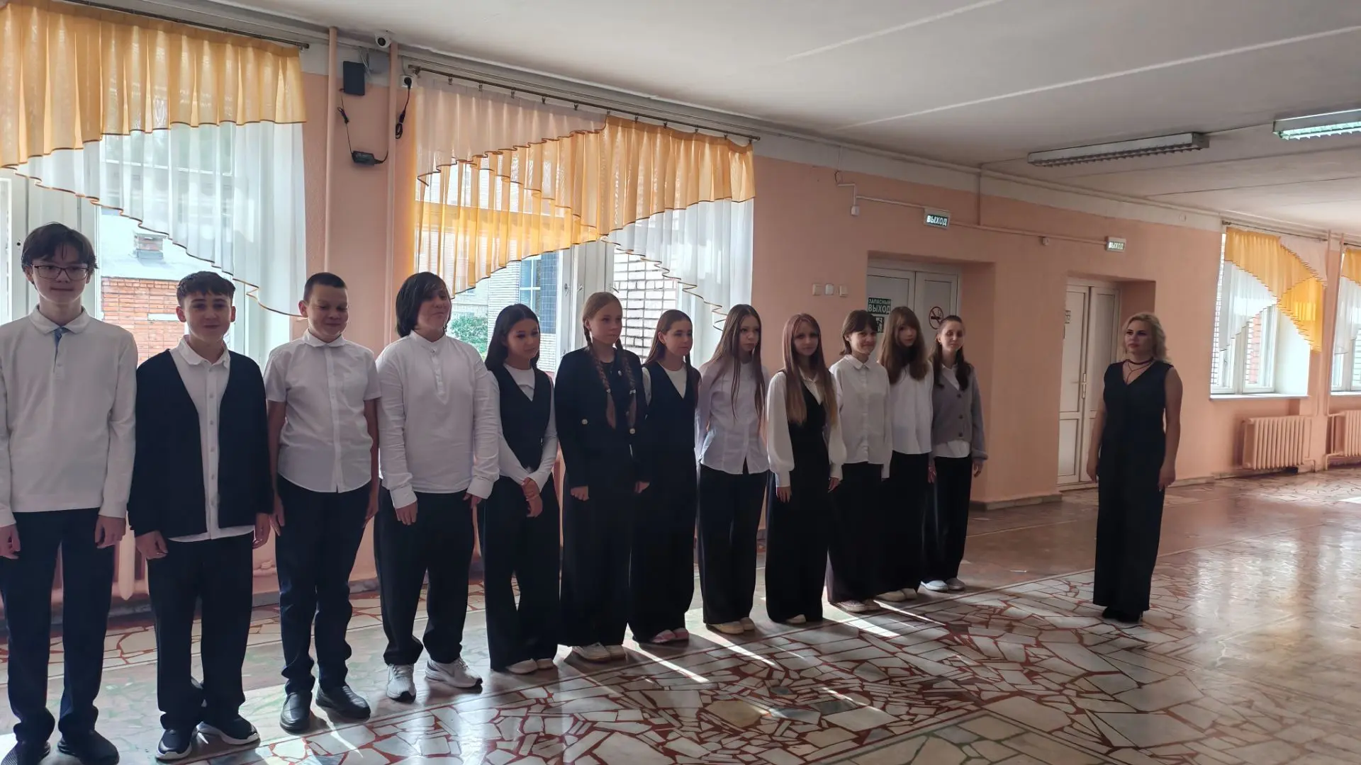 ОКОНЧАНИЕ НЕДЕЛИ🏫