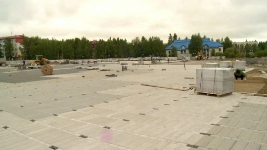 Продолжается преображение площади «Юбилейная».

В рамках масштабной реконструкции здесь появится бол