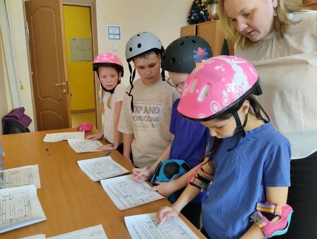 С гордостью сообщаем, что наш отряд ЮИД принял участие в муниципальном этапе конкурса «Безопасное ко