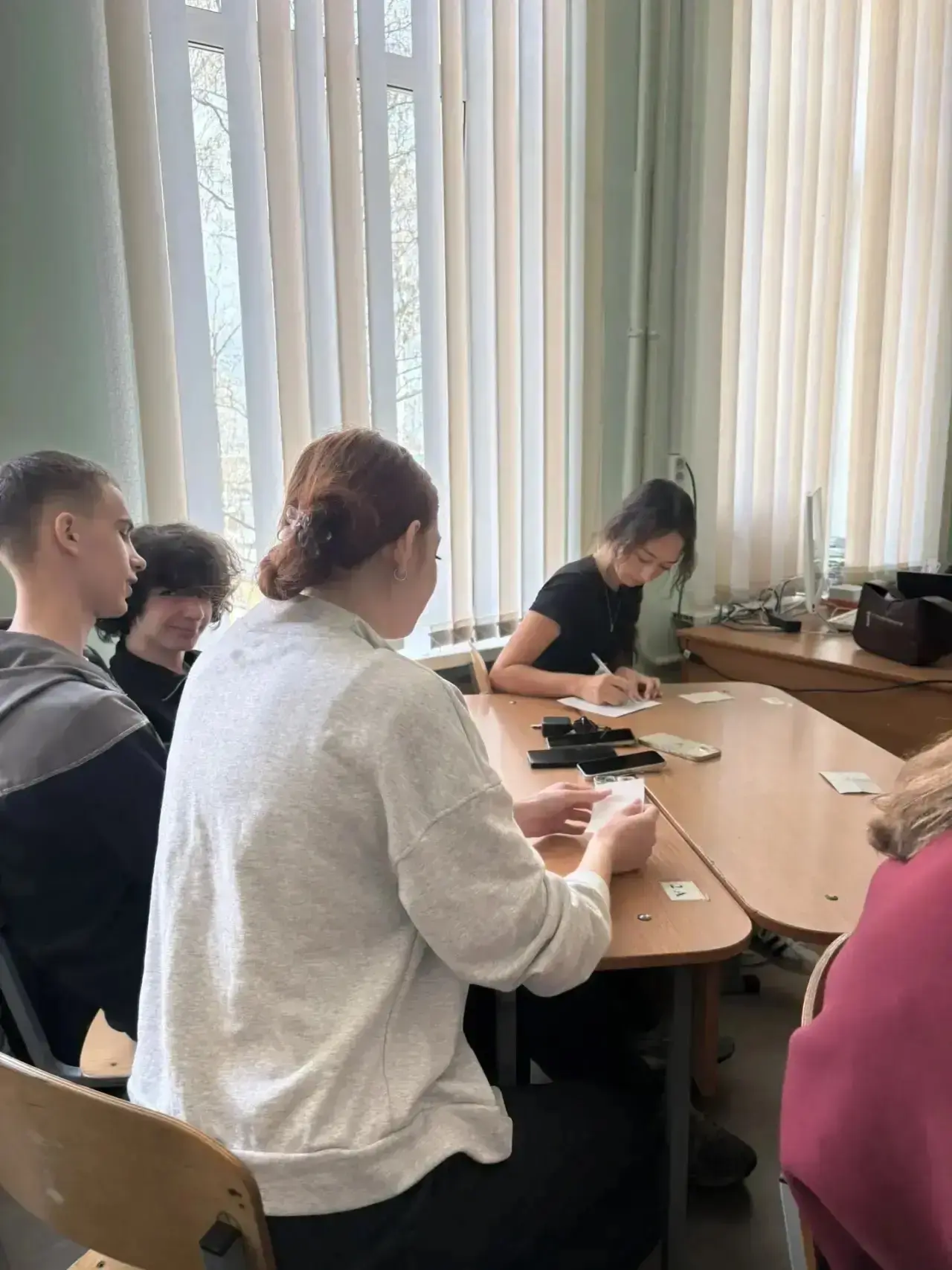 Вчера, 29 апреля у нас прошёл квиз «Ностальгия без опыта».  Тема про СССР для современных школьников
