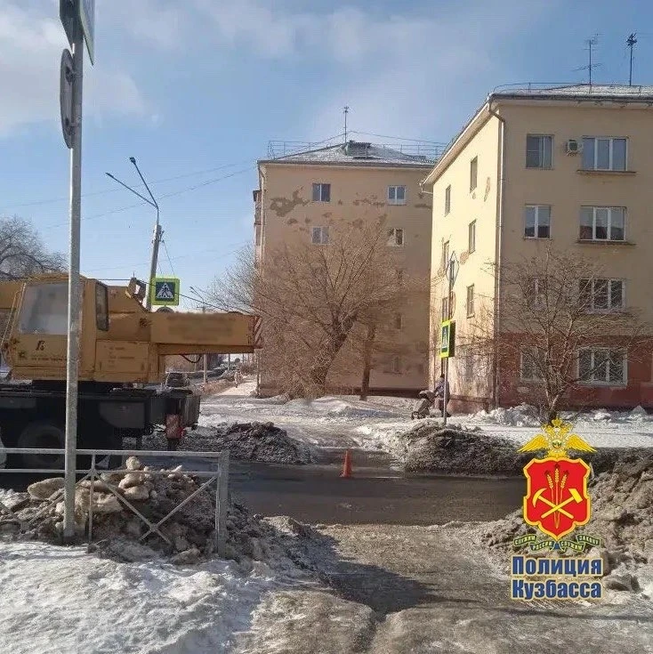 В Кемерове водитель автокрана сбил 17-летнюю девушку на «зебре» — дело передано в суд  Несовершеннол