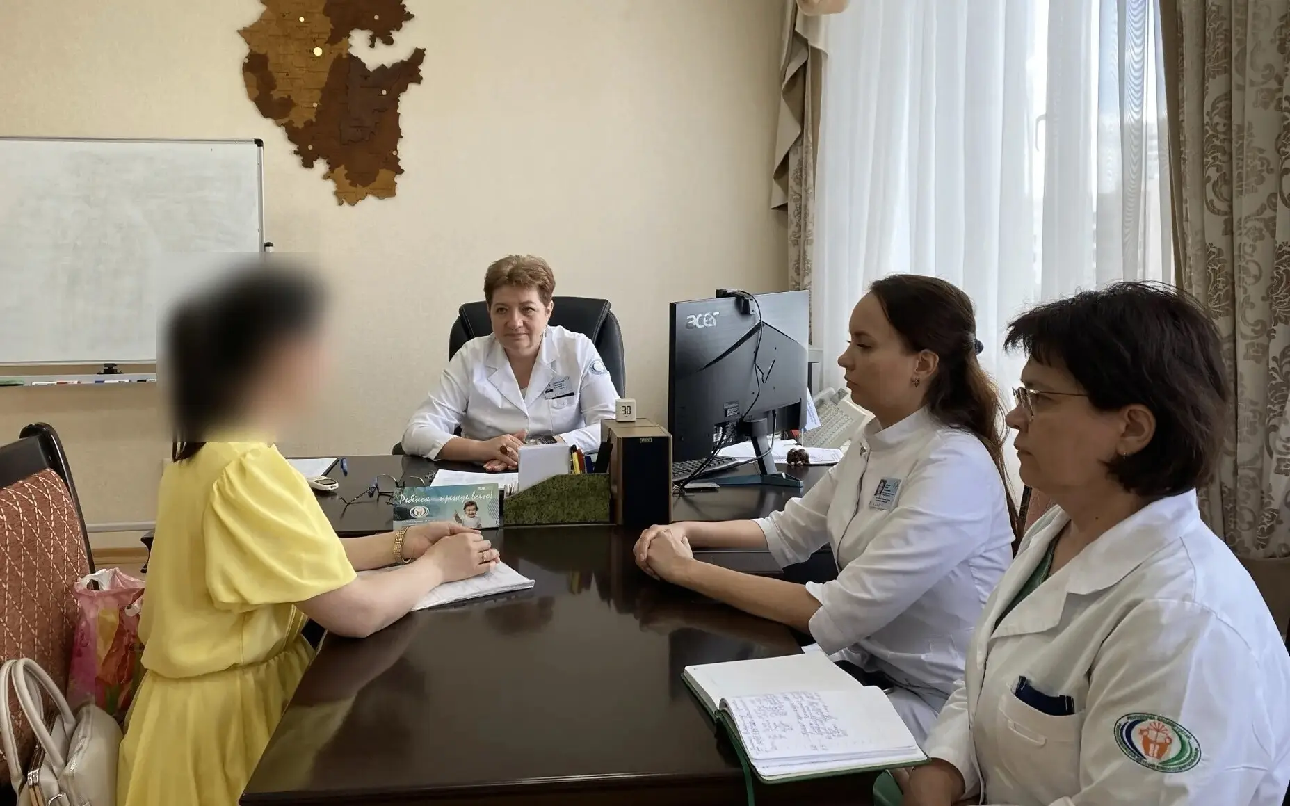 Еженедельно в РДКБ проводится приём граждан, который ведут главный врач и заместители главного врача