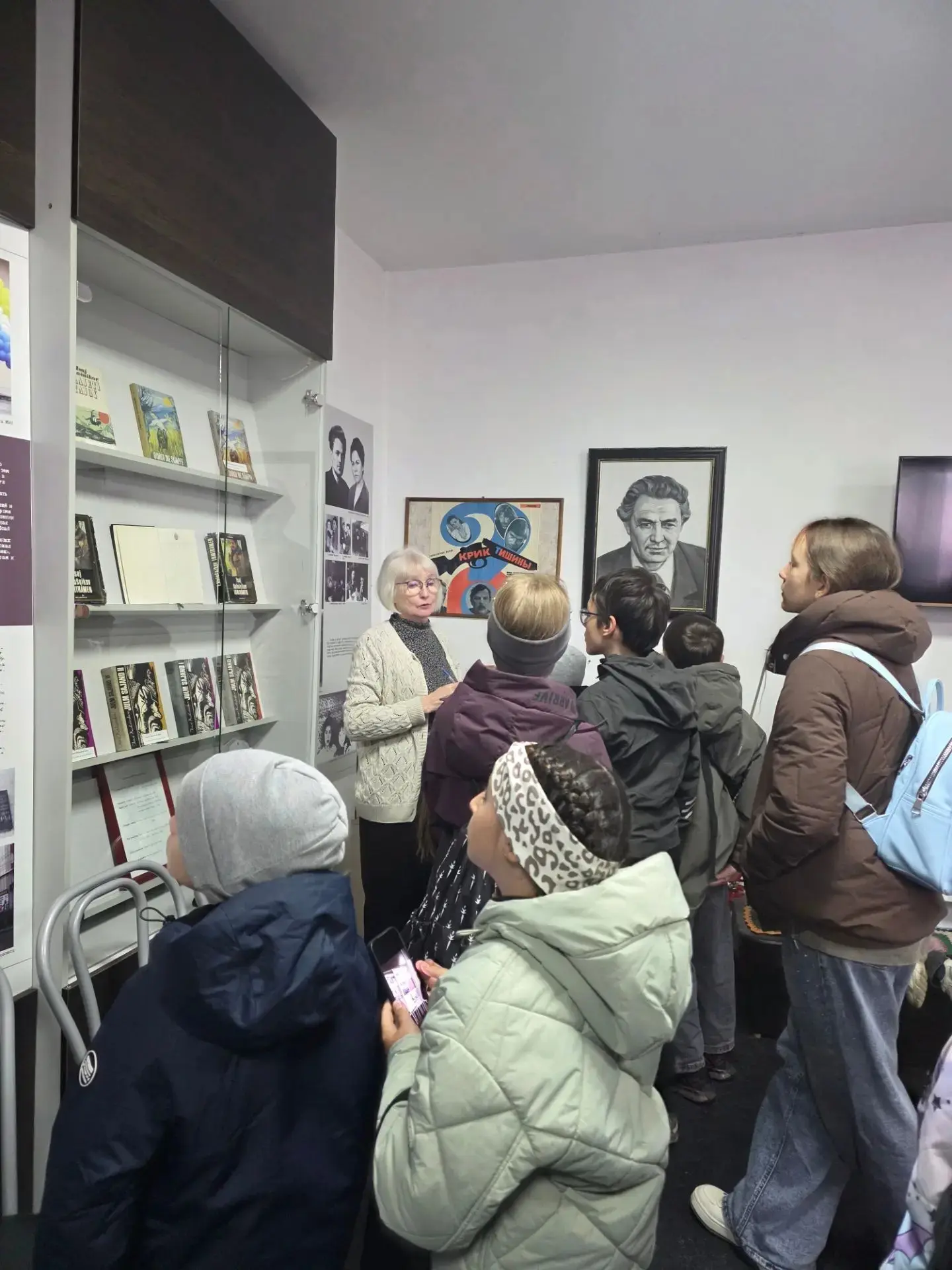 ✨ Насыщенный день в школьном лагере «Радуга»! ✨

Сегодня наши ребята побывали в усадьбе писателя-зем
