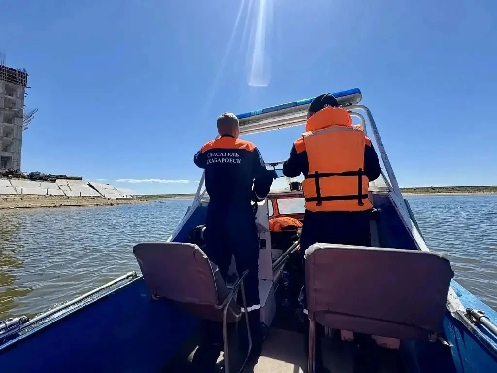 Раскошелиться на спасателей или охранять воду от людей: в Хабаровске начались рейды по береговой лин