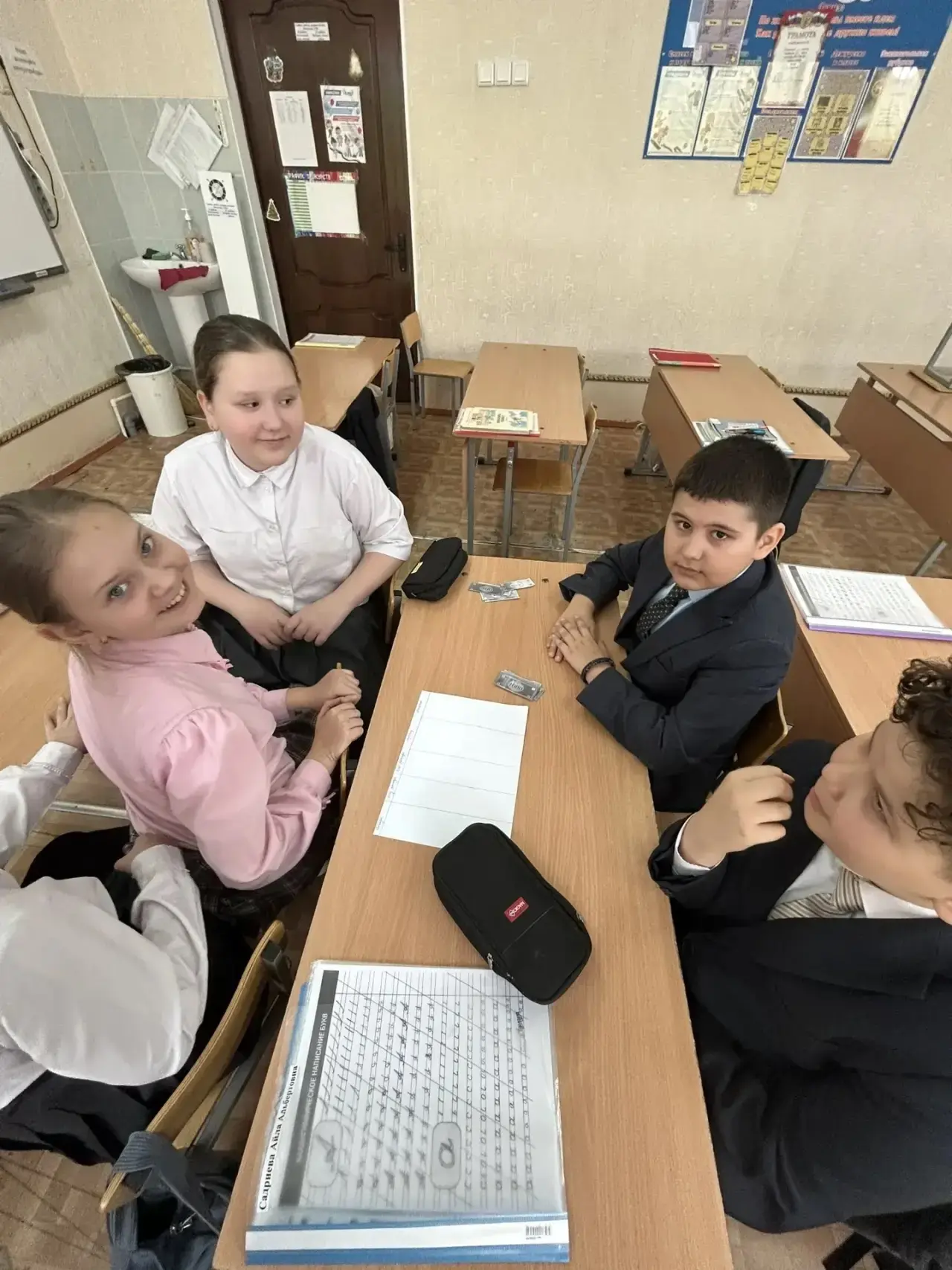 ✏️В нашей школе стартовала неделя начальных классов! Это время открытий, творчества и полезных знани