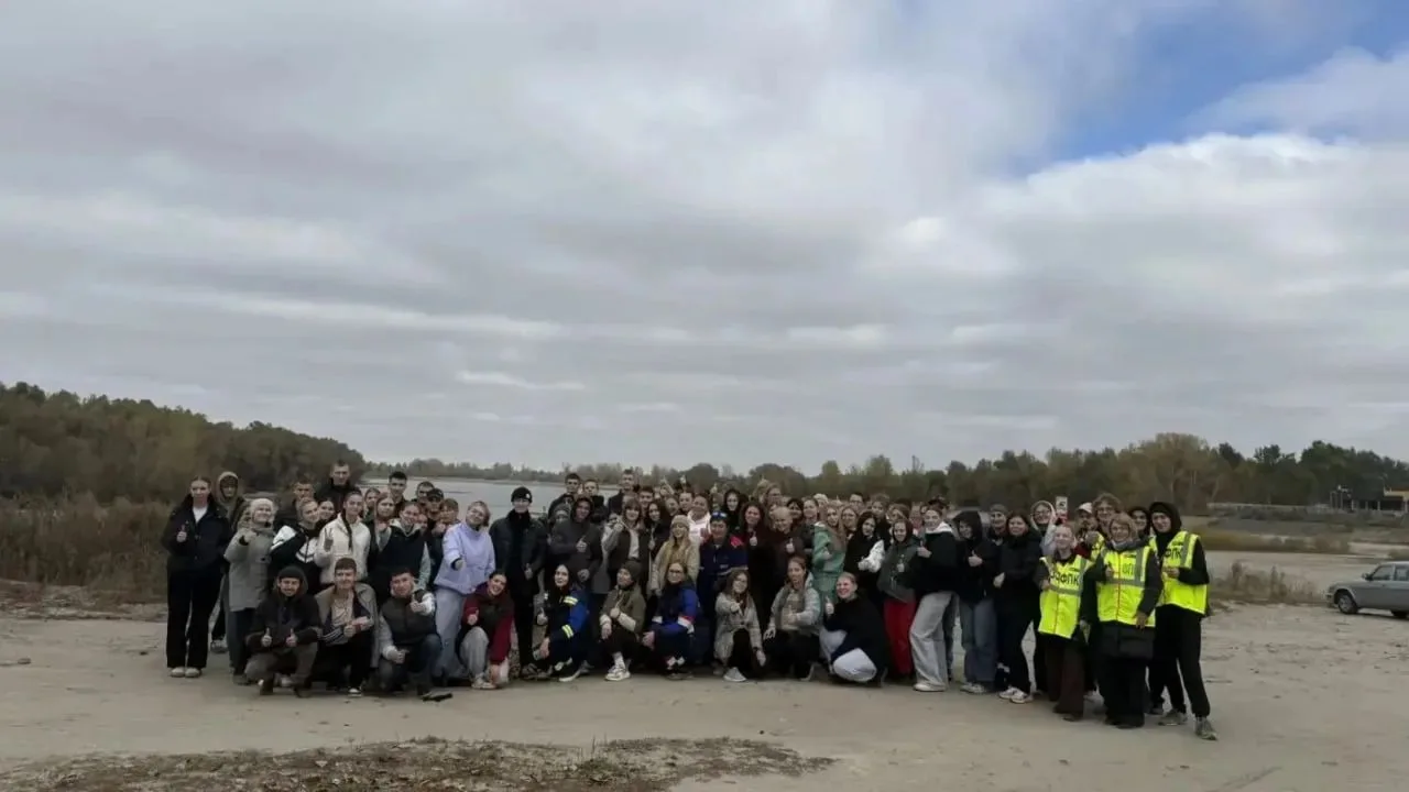 120 мешков мусора собрали с берега Оби в Барнауле
