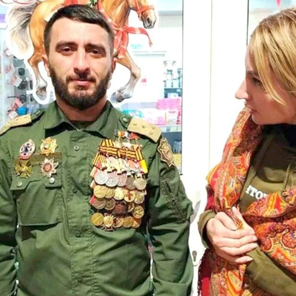 В России вышла из-под контроля ситуация с фальшивыми наградами. "Ряженые" читают лекции в школах и д