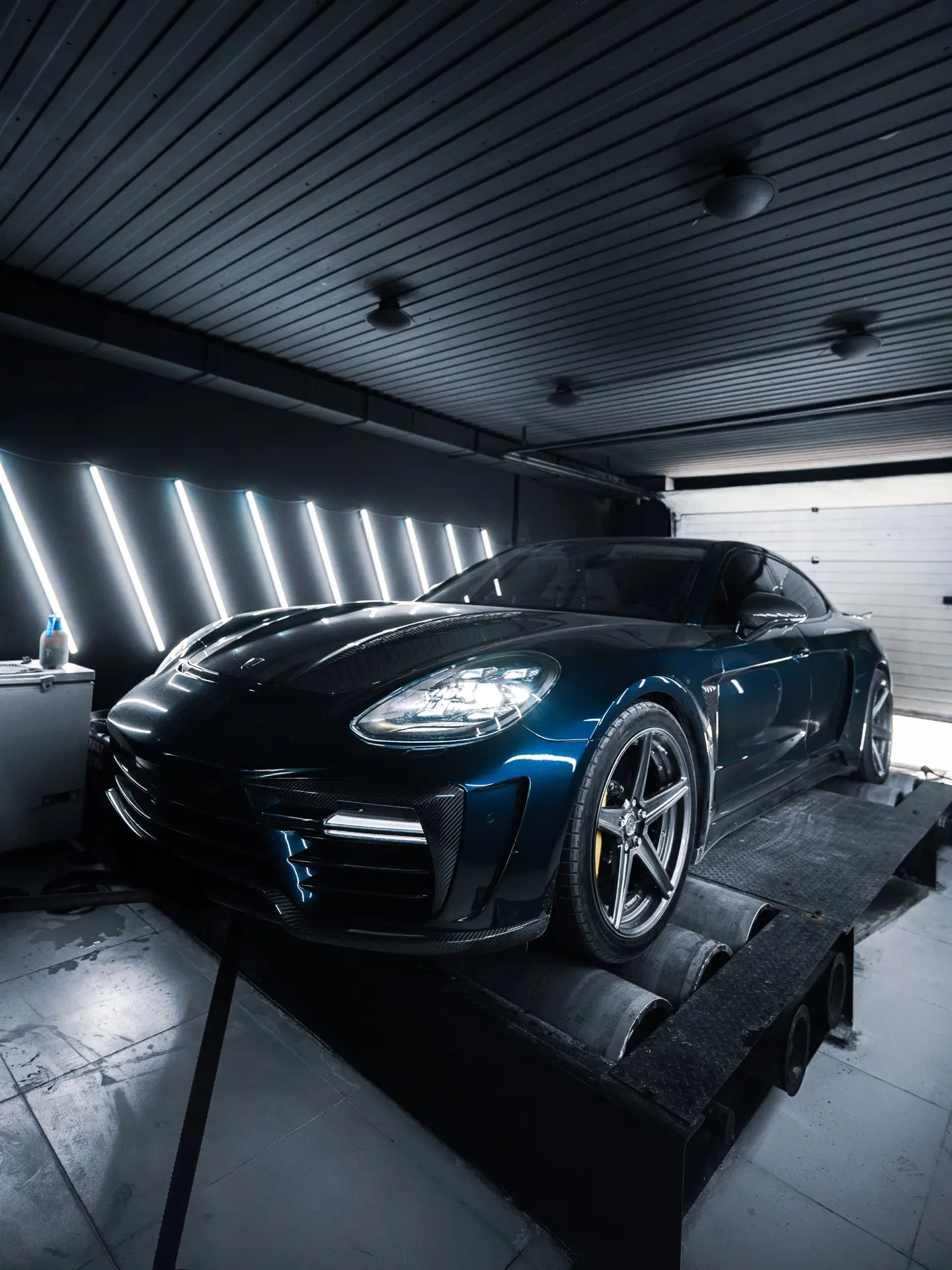Сногсшибательная PORSCHE PANAMERA TURBO в обвесе TOPCAR побывала в работе у наших техни...