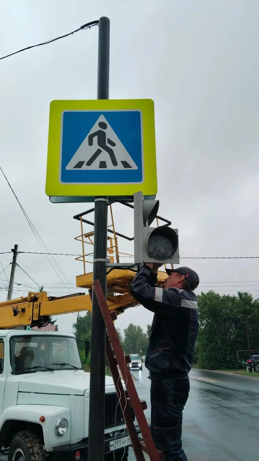⚠️ Внимание, балашовцы!

На пересечении улиц Урицкого и Пугачёвской в настоящее время ведутся ремонт