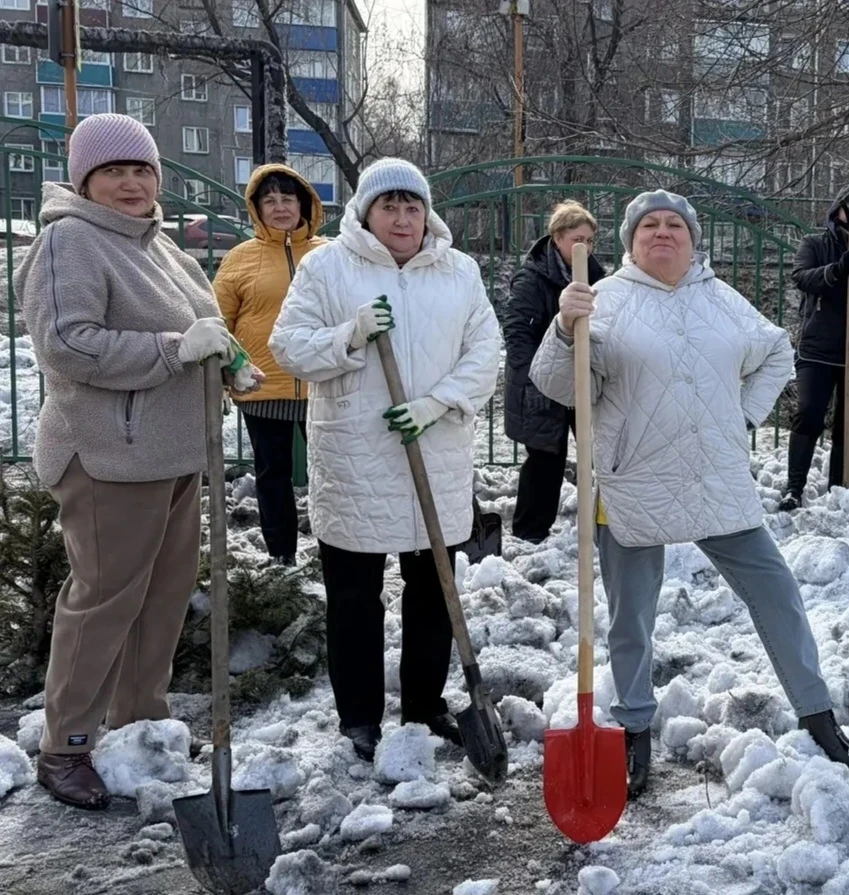 🌝Весна всегда начинается с первых ручейков, яркого солнца и хорошего настроения. А ещё весна всегда 